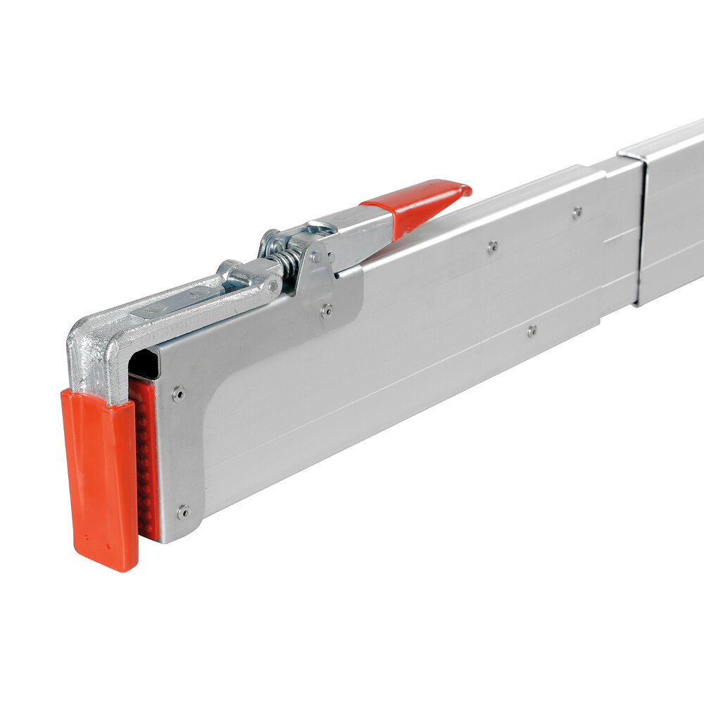 Cargo lock plank with pliers