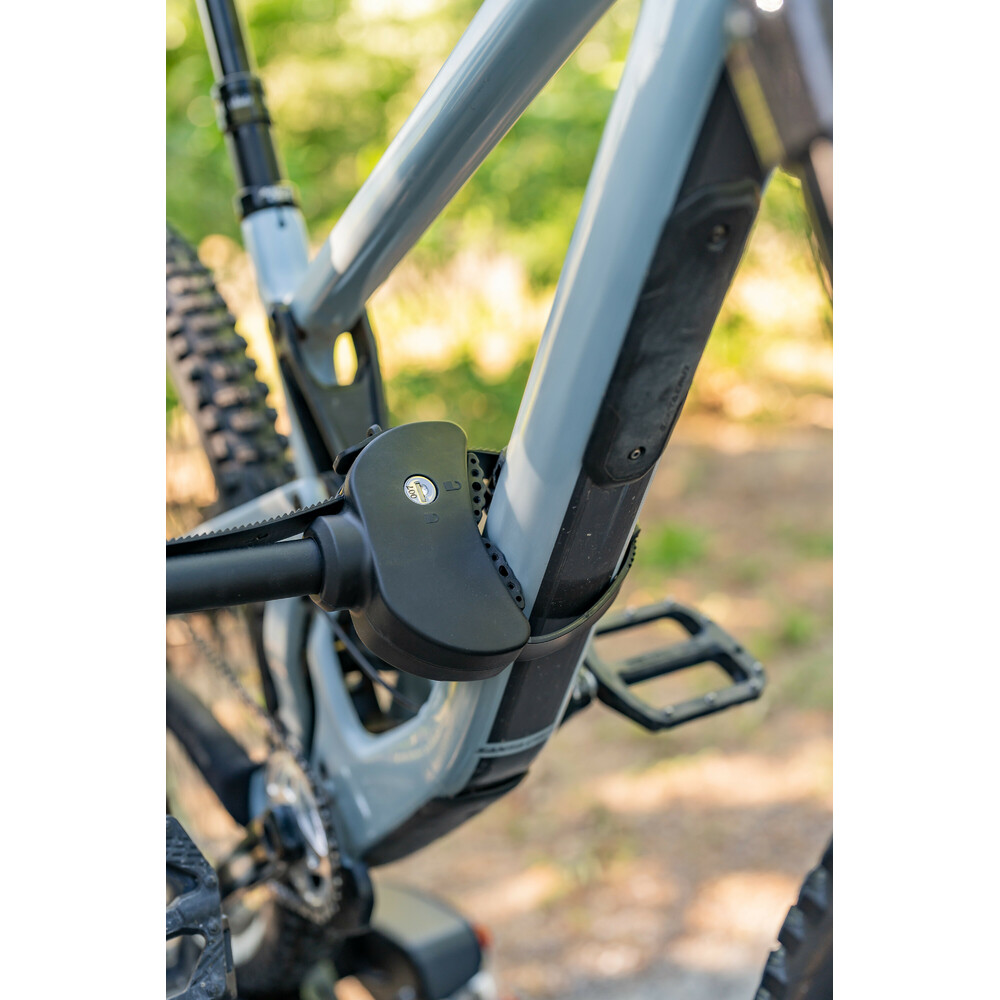 Hitchflow, foldable towbar bike rack