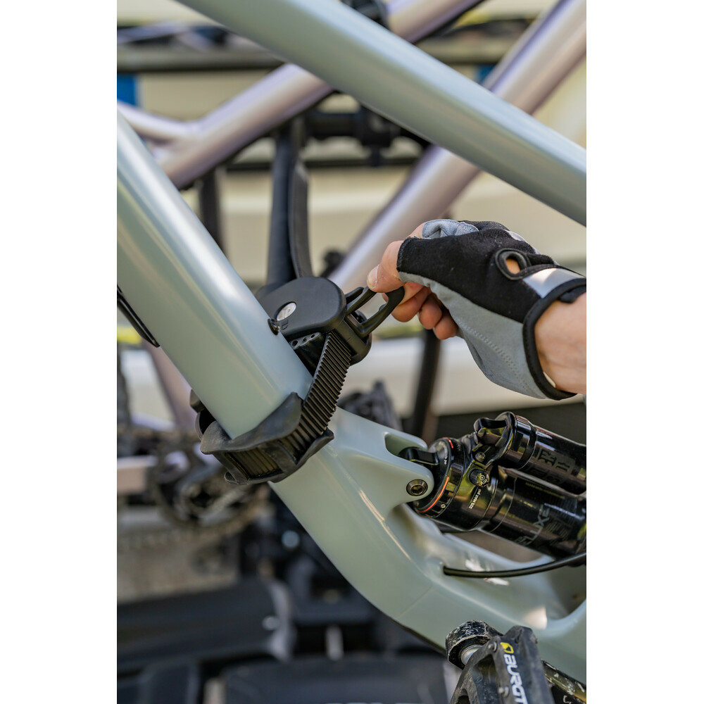 Hitchflow, foldable towbar bike rack